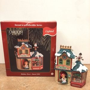 Carlton Cards 1995 Holiday Town Ornament